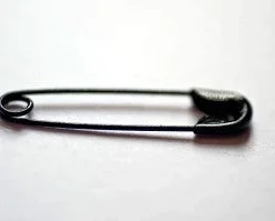 Merchant And Mills Fine Black Safety Pins Gifts