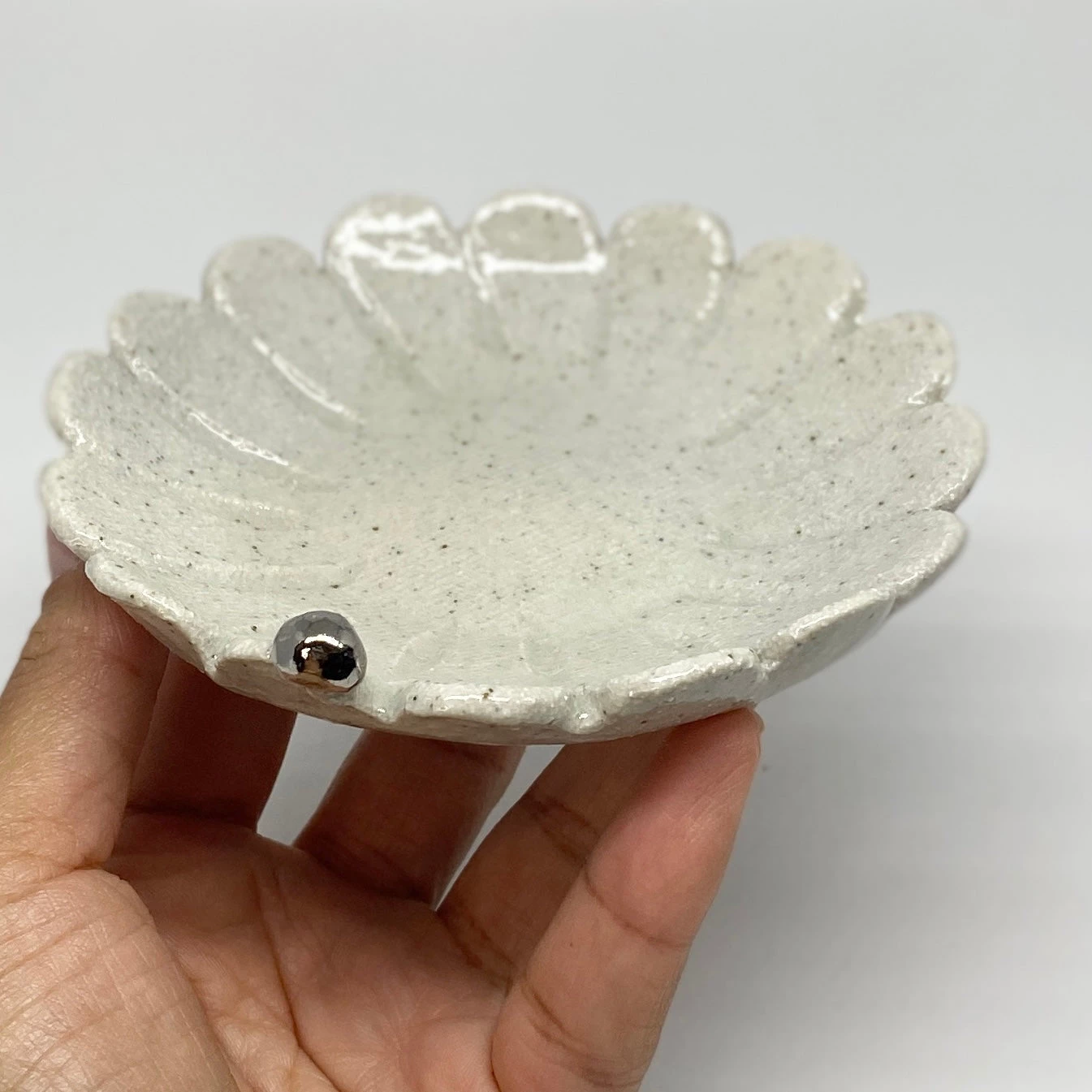 Bridget Bodenham - White Flower Dish Silver Pearl Gifts