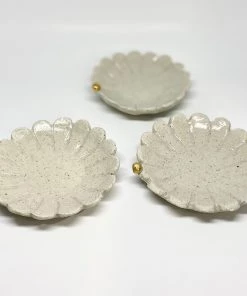 Gifts Bridget Bodenham - Flower Dish Gold Pearl