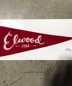 Scout Pennant Elwood In Berry Red And Teal Gifts