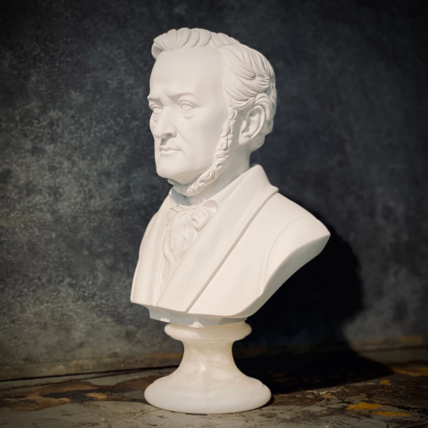 Egregia 30cm WAGNER ALABASTER BUST Gifts