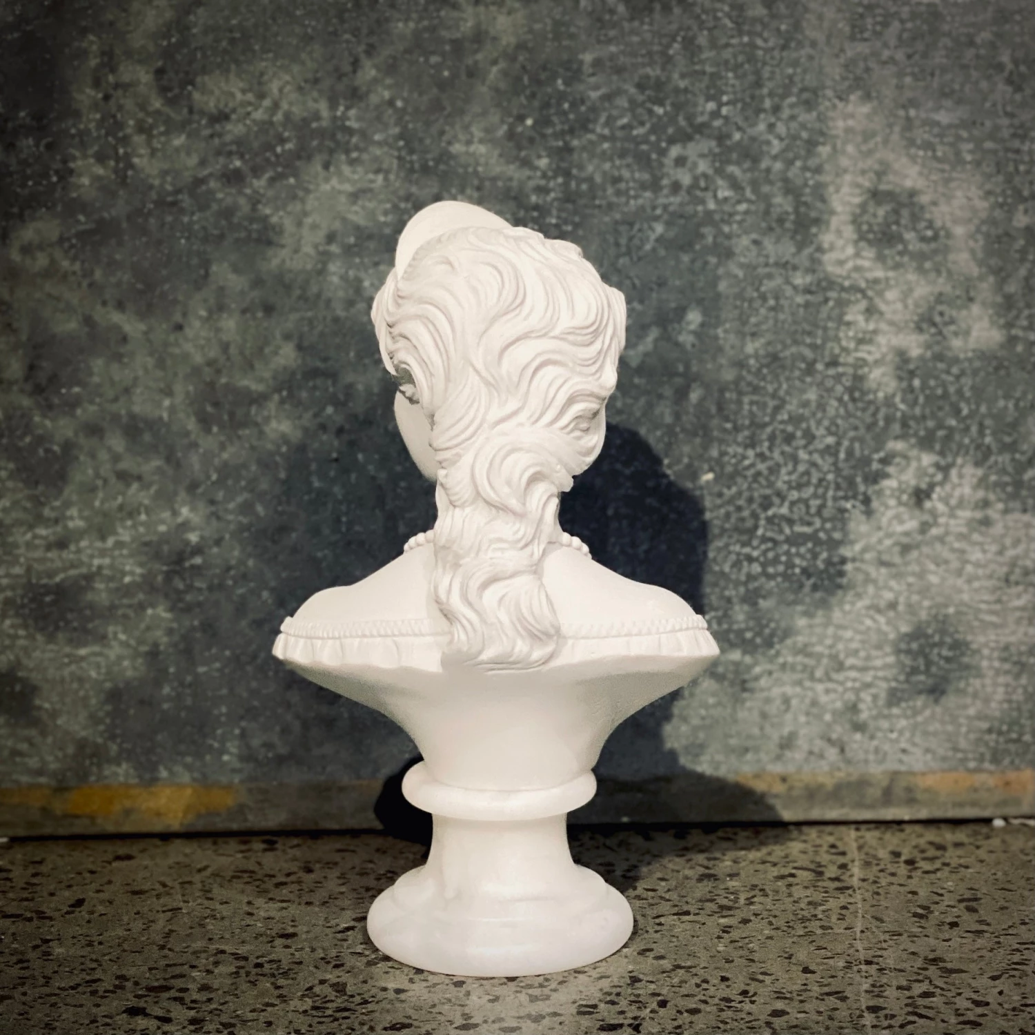 Egregia 15cm ELISABETH ALABASTER BUST Gifts