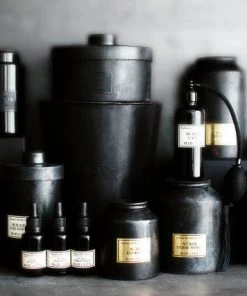 MAD ET LEN - TERRE NOIR- SCENTED CANDLE - 300g