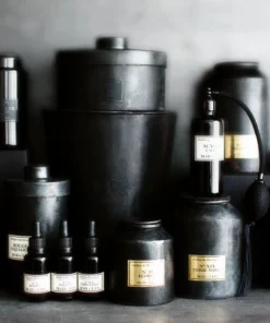 Homewares MAD ET LEN - SCENTED CANDLE - DARKWOOD - 300G