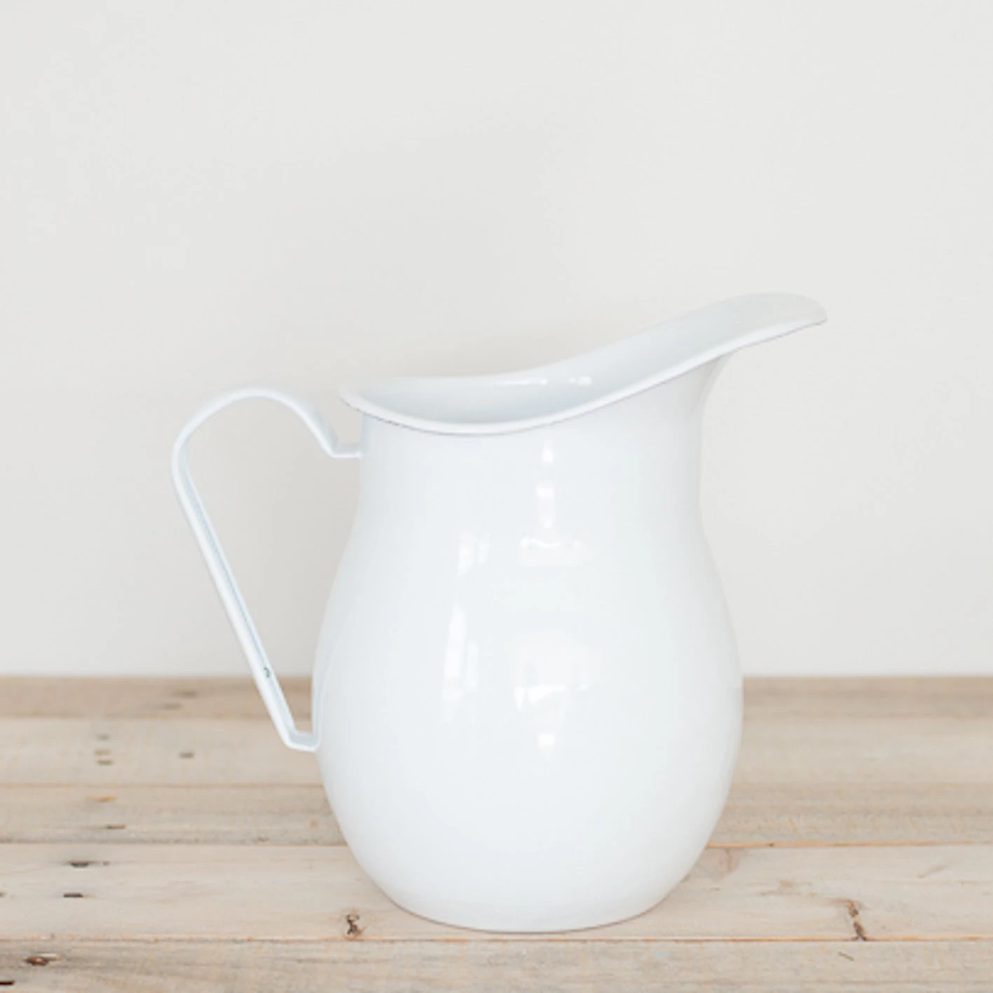 Falcon Enamelware Falcon Enamel Water Jug - 1.5L